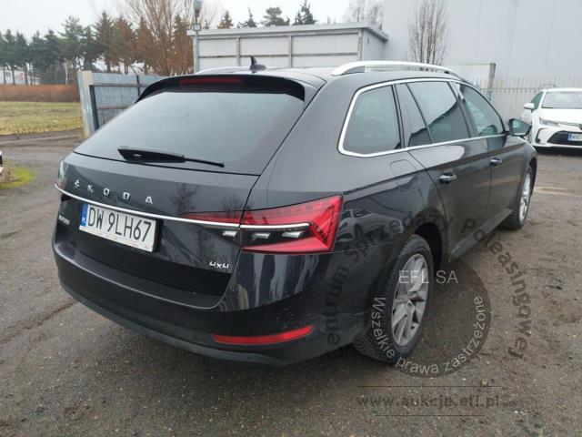 5 - Skoda Superb 2.0 TDI SCR 4x4 Style DSG Kombi 2020r. DW9LH67 UWAGA!! Pojazd znajduje się w firmie Arctos Sp. z o.o. Warszawa, Al. Krakowska 7, 02-183 Warszawa