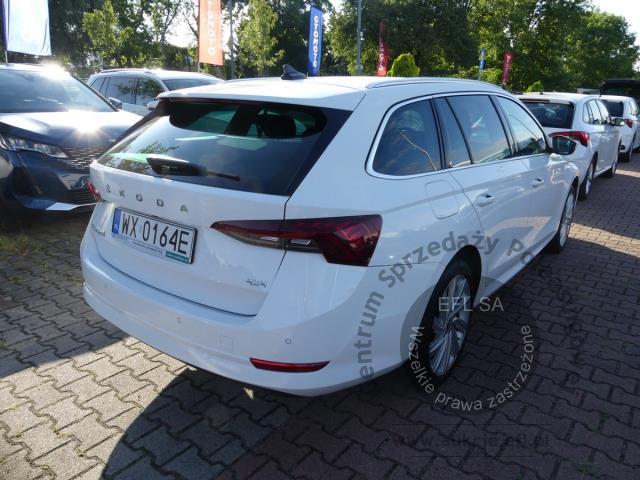4 - Skoda Octavia 2.0 TDI SCR Style DSG  2021r. WX0164E AUTO MOTO CENTRUM Sp. z o.o. Poznań 61-312, ul. Ostrowska  328