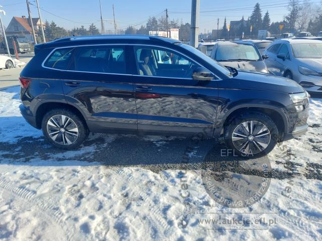 5 - SKODA Karoq 2.0 TDI SCR 4x4 Style DS 2022r. WND3960C Pojazd znajduje się w firmie AACAR sp. z o.o. Jawornik 90, 32-400 Myślenice