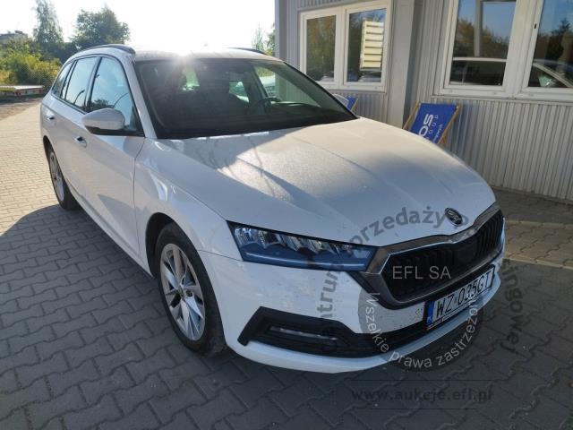 3 - Skoda Octavia 2.0 TDI Ambition DSG 2023r. WZ035GT Pojazd znajduje się w firmie ARCTOS GROUP sp. z o.o. Al. Krakowska 7, 02-183 Warszawa