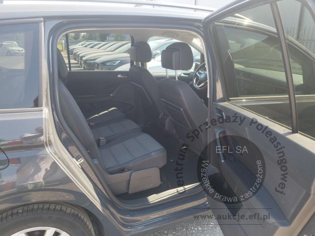 8 - Volkswagen Touran 1.5 TSI EVO Comfortline 2023r. WZ204GJ Pojazd znajduje się w firmie ARCTOS GROUP sp. z o.o. Al. Krakowska 7, 02-183 Warszawa