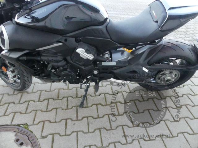 4 - DUCATI DIAVEL V4 GRANTURISMO 2023r.