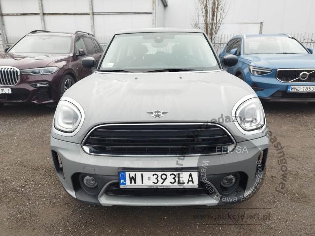 6 - MINI Countryman Cooper aut 2021r. WI393LA Pojazd znajduje się w firmie ARCTOS GROUP sp. z o.o. Al. Krakowska 7, 02-183 Warszawa