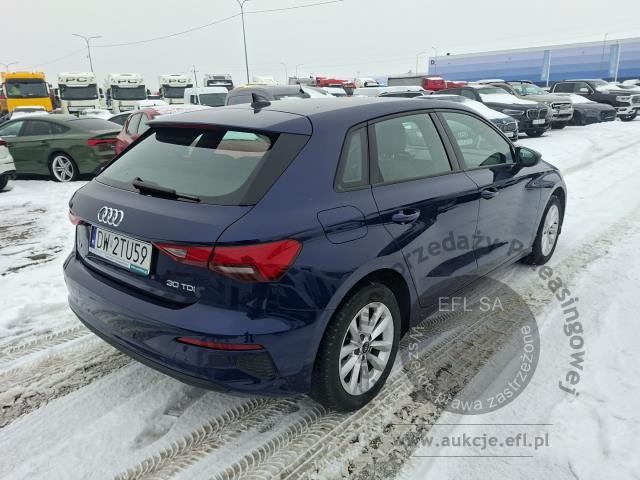 4 - Audi A3 30 TDI S tronic Hatchback 2022r. DW2TU59 Magnice