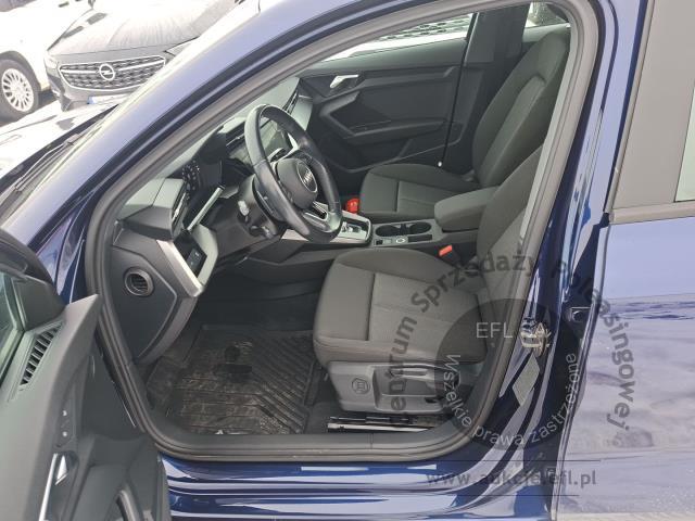 6 - Audi A3 30 TDI S tronic Hatchback 2022r. DW2TU59 Magnice