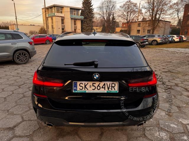 6 - BMW Seria 3 318i M Sport aut Kombi 2021r. SK564VR UWAGA!! Pojazd znajduje się w lokalizacji: Katowice 40-689, Małachowskiego 16