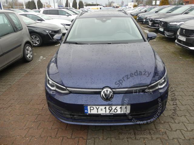 2 - Volkswagen Golf VIII 2.0 TDI Life Kombi 2022r. PY19611 Pojazd znajduje się w firmie AUTO MOTO CENTRUM sp. z o.o. ul. Ostrowska 328 (przy Trasie Katowickiej) 61-312 Poznań