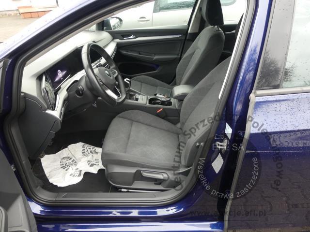 8 - Volkswagen Golf VIII 2.0 TDI Life Kombi 2022r. PY19611 Pojazd znajduje się w firmie AUTO MOTO CENTRUM sp. z o.o. ul. Ostrowska 328 (przy Trasie Katowickiej) 61-312 Poznań