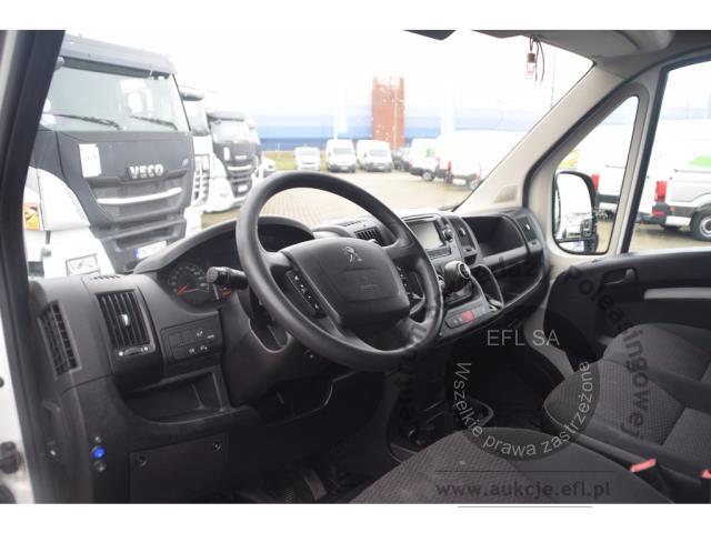 8 - PEUGEOT BOXER FURGON 2.0 BLUEHDI L4H3 2018r.