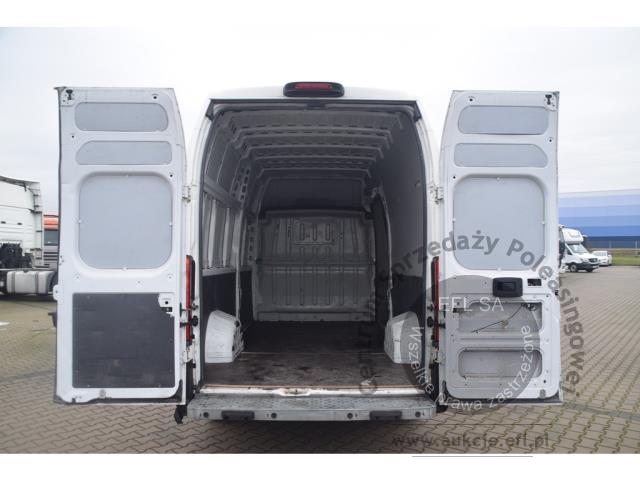 10 - PEUGEOT BOXER FURGON 2.0 BLUEHDI L4H3 2018r.