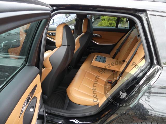 6 - BMW Seria 3 330i xDrive M Sport 2021r. DW7SG11 AUTO MOTO CENTRUM Sp. z o.o. Poznań 61-312, ul. Ostrowska  328