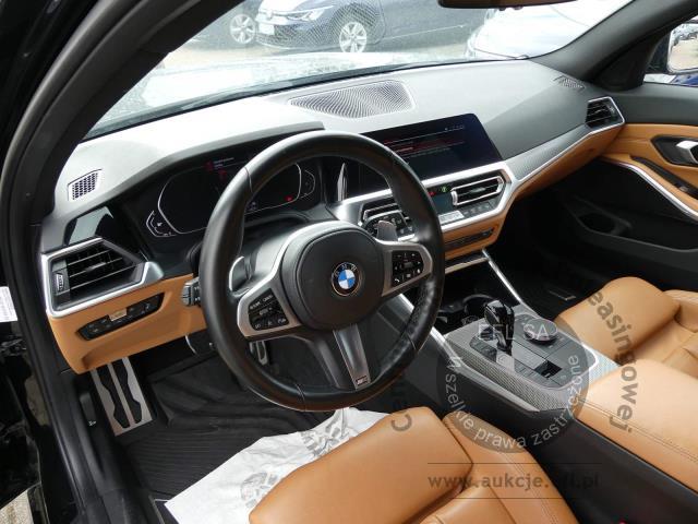 7 - BMW Seria 3 330i xDrive M Sport 2021r. DW7SG11 AUTO MOTO CENTRUM Sp. z o.o. Poznań 61-312, ul. Ostrowska  328