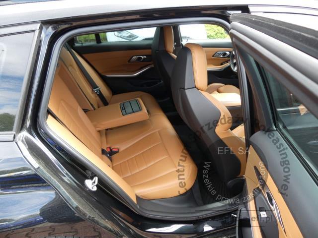 10 - BMW Seria 3 330i xDrive M Sport 2021r. DW7SG11 AUTO MOTO CENTRUM Sp. z o.o. Poznań 61-312, ul. Ostrowska  328
