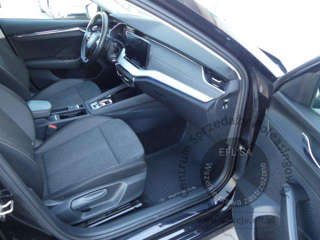 6 - SKODA OCTAVIA 2.0 TDI AUTOMAT STYLE 2023r.