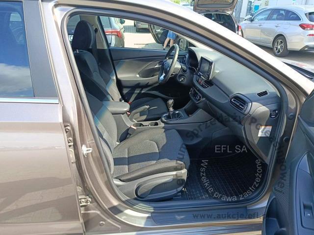 7 - Hyundai i30 1.5 T-GDI 48V Smart Kombi 2023r. SK566XT Magnice