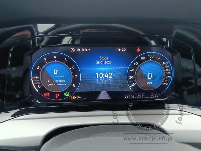 10 - Volkswagen Golf 1.5 eTSI EVO Life DSG 2024r. DX12674 Magnice