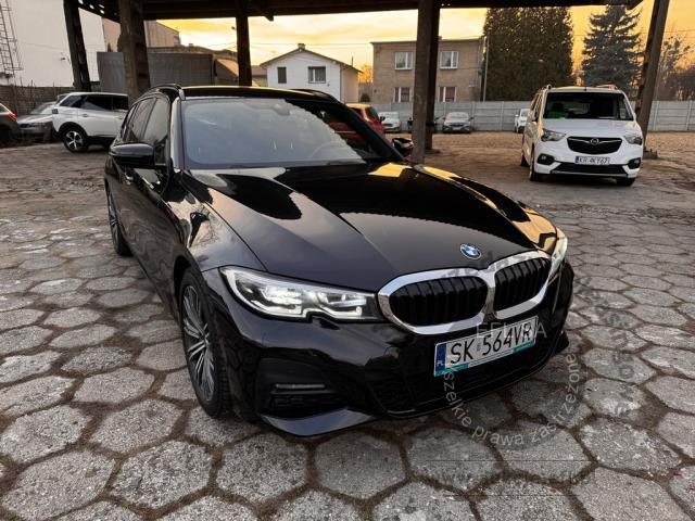 2 - BMW Seria 3 318i M Sport aut Kombi 2021r. SK564VR UWAGA!! Pojazd znajduje się w lokalizacji: Katowice 40-689, Małachowskiego 16