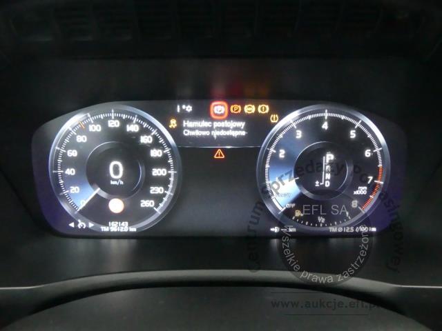 6 - VOLVO XC90 T5 AWD 2018r.