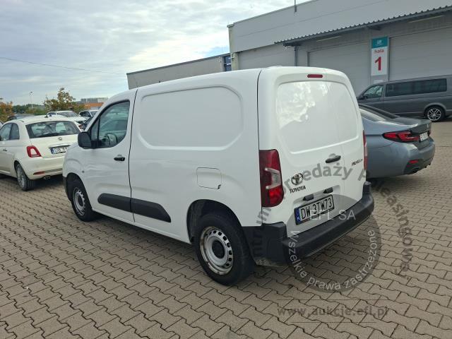 6 - Toyota Proace City 1.5 D-4D Standard 2022r. DW3TW73 Magnice