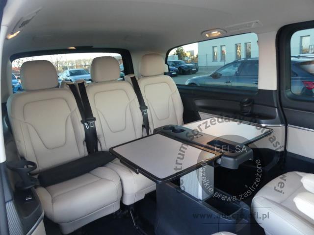 12 - MERCEDES-BENZ V-KLASSE V250D 4MATIC 2023r.