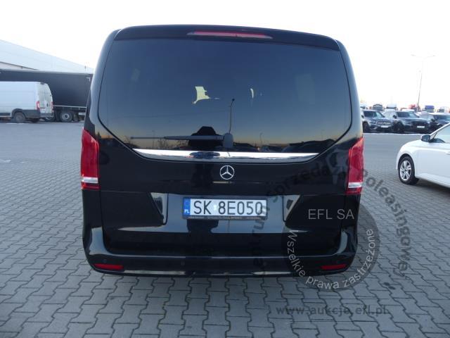 17 - MERCEDES-BENZ V-KLASSE V250D 4MATIC 2023r.