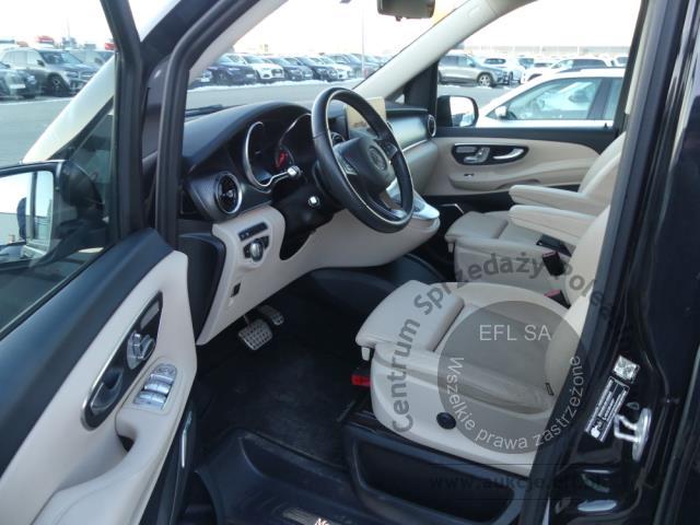 7 - MERCEDES-BENZ V-KLASSE V250D 4MATIC 2023r.
