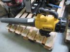 Dmuchawa osiowa - akumulatorowa DEWALT DCM 562