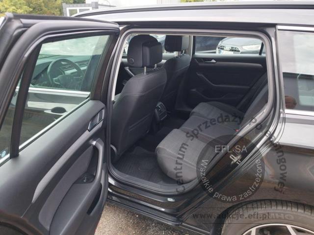 8 - Volkswagen Passat 2.0 TDI EVO Business DSG 2021r. WND5470A UWAGA!! Pojazd znajduje się w lokalizacji: Warszawa, Al. Krakowska 7, 02-183 Warszawa