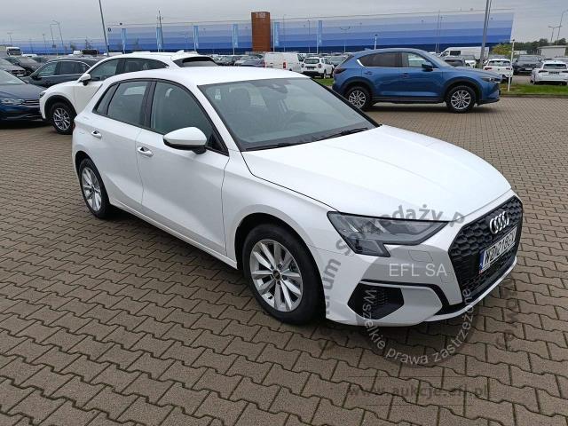 3 - Audi A3 30 TFSI mHEV S tronic 2023r. WZ218GV Magnice