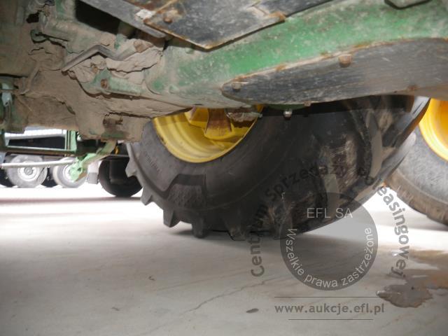 17 - Ciągnik rolniczy JOHN DEERE 8370R 2015r.