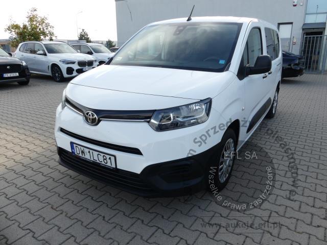 1 - Toyota Proace City Verso Long 1.5 D-4 2020r. Magnice DW1LC81