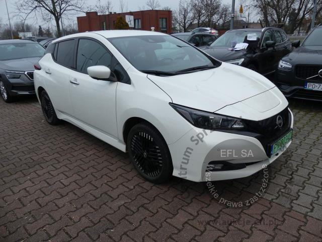 2 - Nissan Leaf 62kWh N-Connecta 2022r. PY00342 UWAGA!! Pojazd znajduje się w firmie AUTO MOTO CENTRUM sp. z o.o. ul. Ostrowska 328 (przy Trasie Katowickiej) 61-312 Poznań