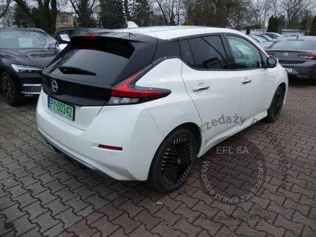 3 - Nissan Leaf 62kWh N-Connecta 2022r. PY00342 UWAGA!! Pojazd znajduje się w firmie AUTO MOTO CENTRUM sp. z o.o. ul. Ostrowska 328 (przy Trasie Katowickiej) 61-312 Poznań