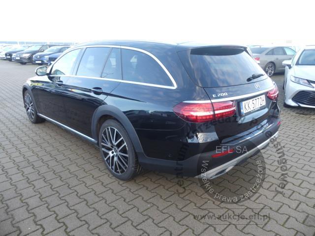 13 - MERCEDES-BENZ E200 4-Matic All-Terrain 2020r.