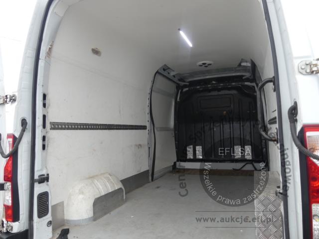 11 - RENAULT MASTER 2.3 DCI FURGON 2021r.